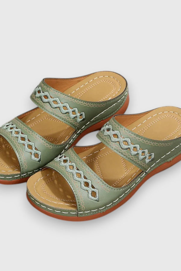 Sandali con supporto ortopedico