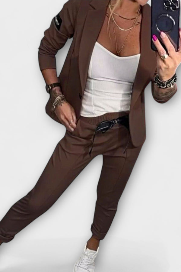 Vionne | Elegante completo composto da top, giacca e pantaloni