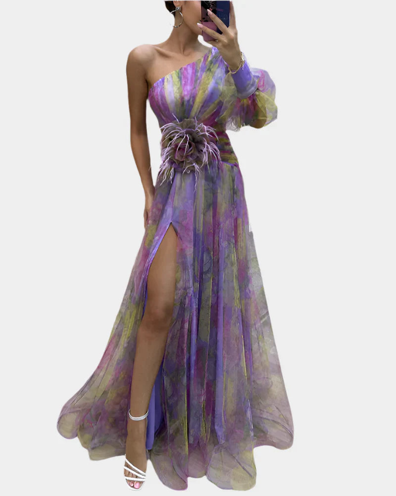 Abito romantico con apertura