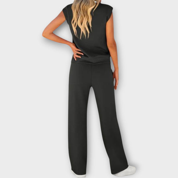 Completo camicetta e pantaloni senza maniche con coulisse