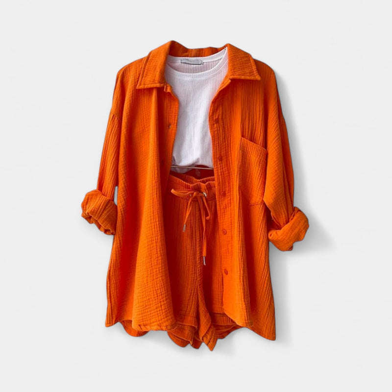 Completo estivo bicolore composto da top e pantaloncini