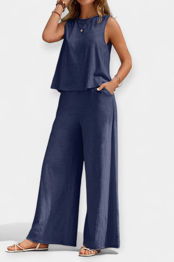 Set composto da top senza maniche e pantaloni larghi