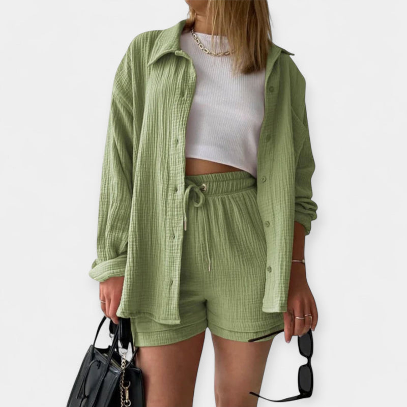 Completo estivo bicolore composto da top e pantaloncini