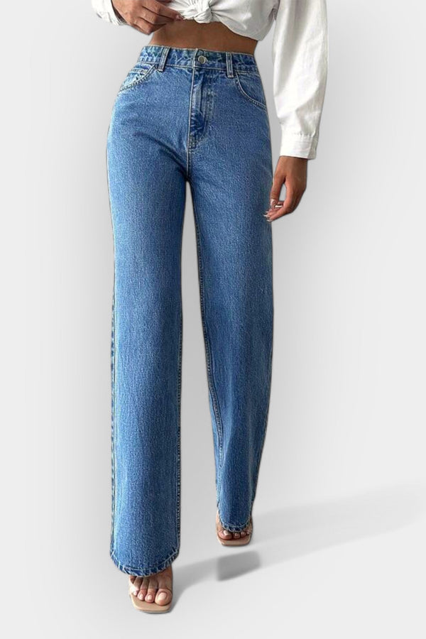 Jeans a vita alta con comoda vestibilità ampia 