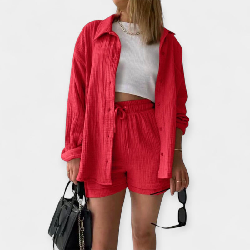 Completo estivo bicolore composto da top e pantaloncini