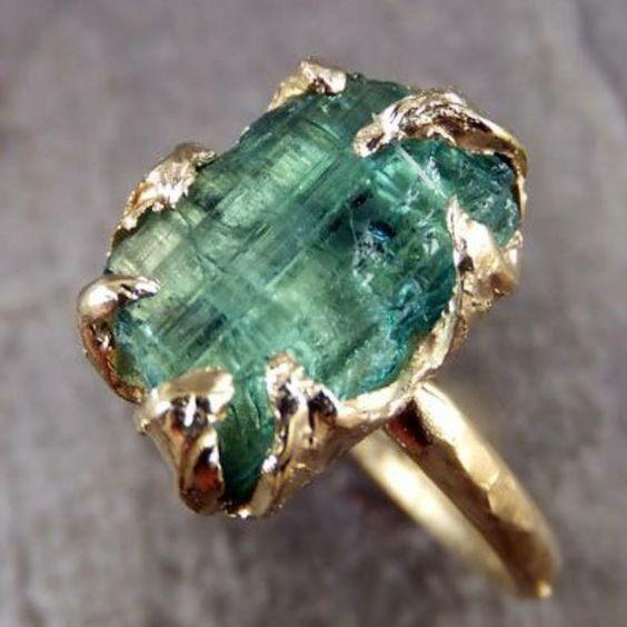 Anello in vetro intarsiato verde antico | Oro