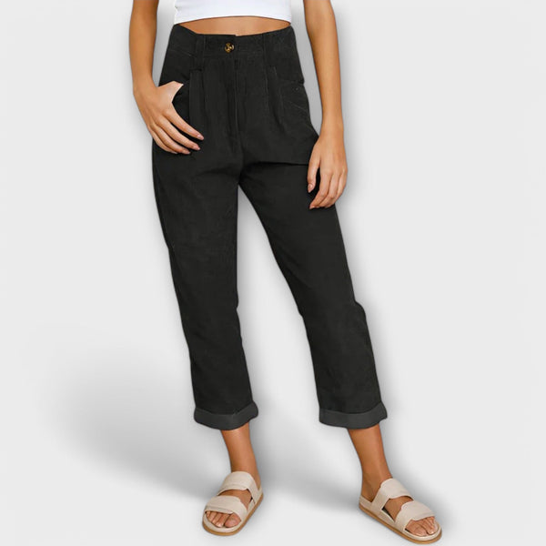 Jeans moderni con lacci contemporanei