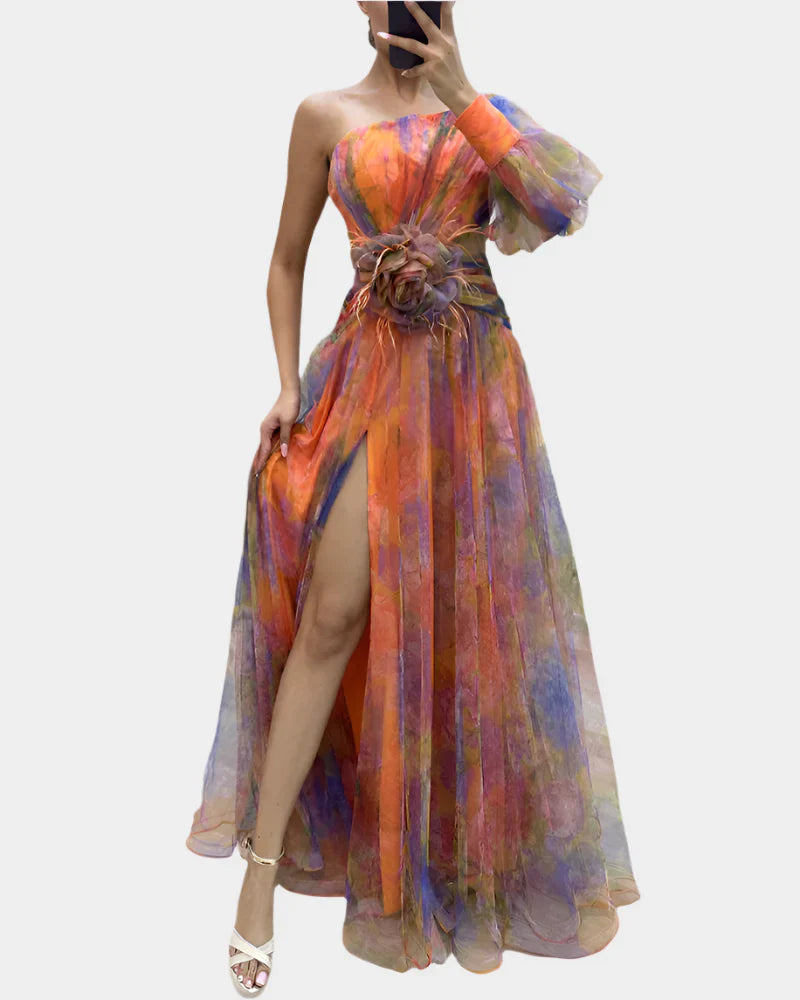 Abito romantico con apertura