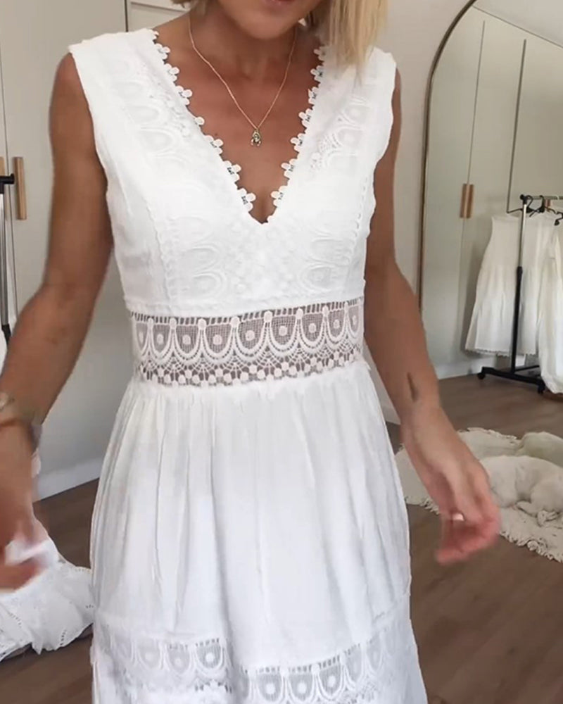 Eleni | Vestito elegante con pizzo e scollo a V