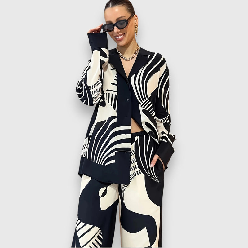 Set due pezzi con elegante design geometrico