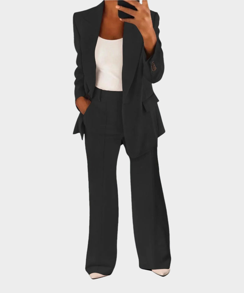 Completo da donna elegante