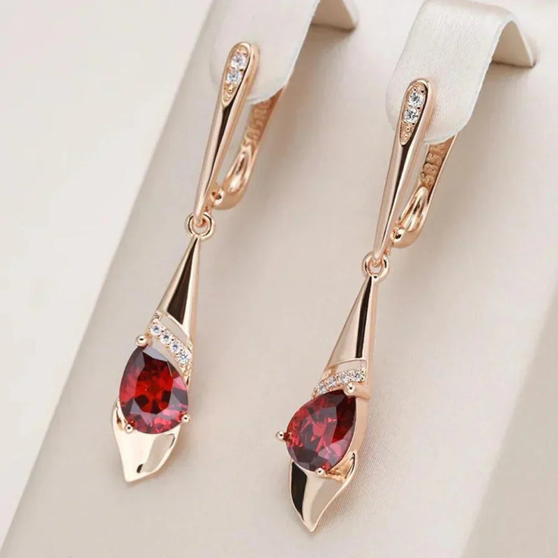 Pendente squisito con orecchini in cristallo rosso | Oro