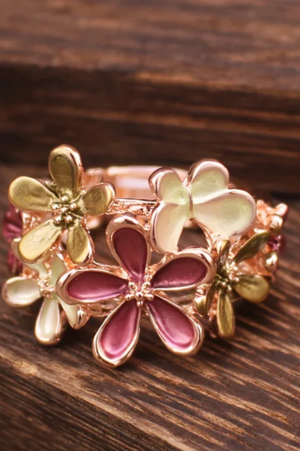 Anello smaltato rosa margherita