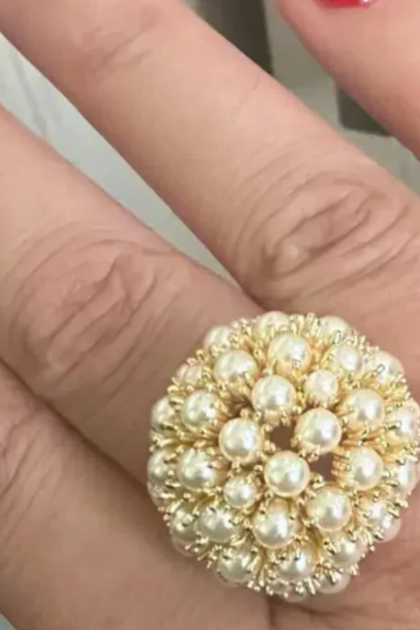 Anello con perle incastonate rosa blush