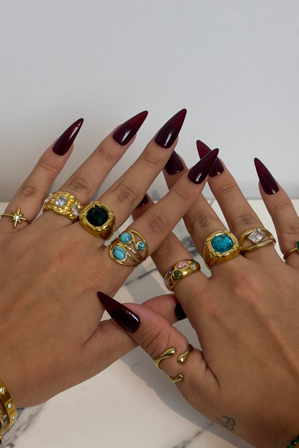 Anello geometrico in occhio di tigre blu