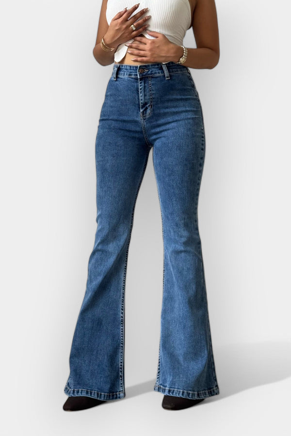 Jeans a zampa a vita alta