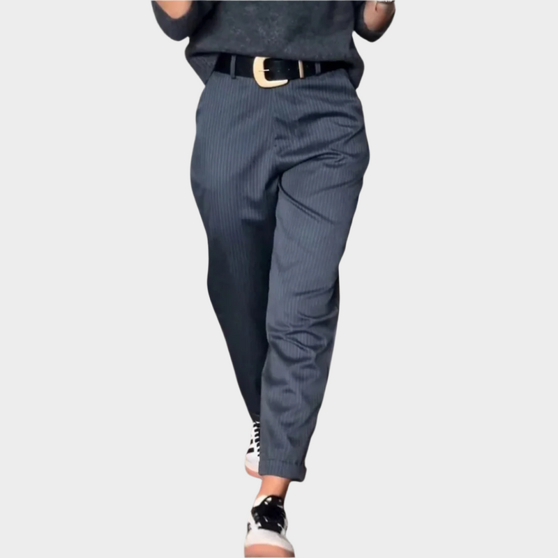 Pantaloni eleganti con cuciture