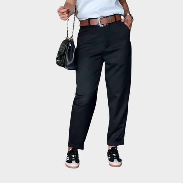 Pantaloni eleganti con cuciture