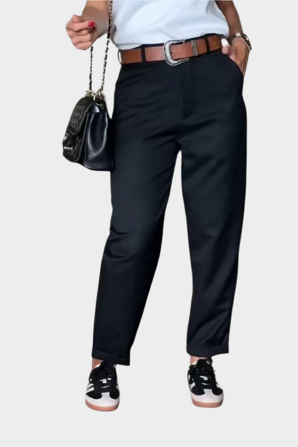 Pantaloni eleganti con cuciture