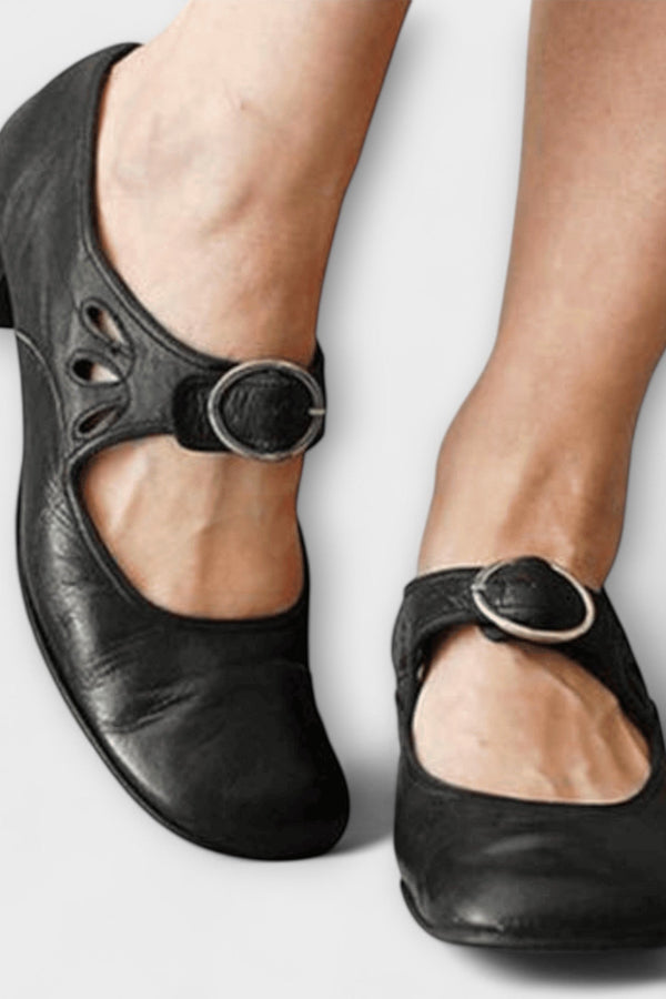 Eleganti sandali in pelle