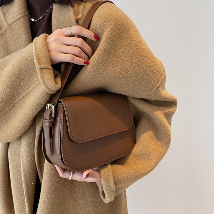 Avery™ Classic Saddle | Borsa a tracolla