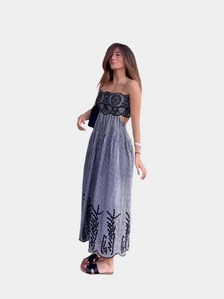 Abito con motivo a quadri tradizionale