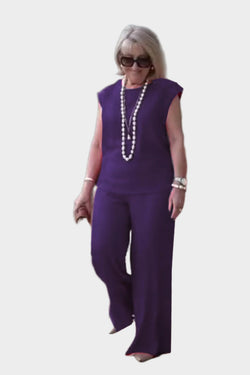 Completo di abbigliamento elegante e comodo