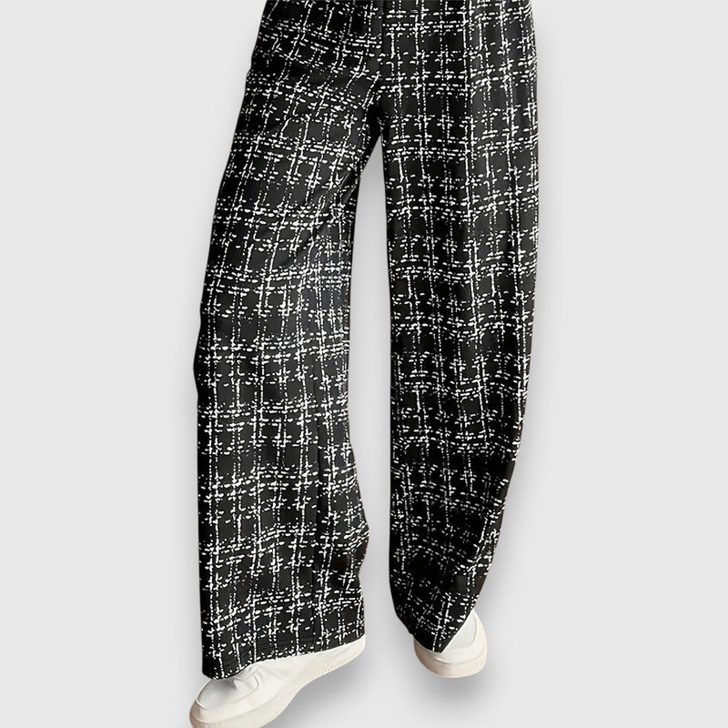 Completo due pezzi con scollo a V e pantaloni coordinati