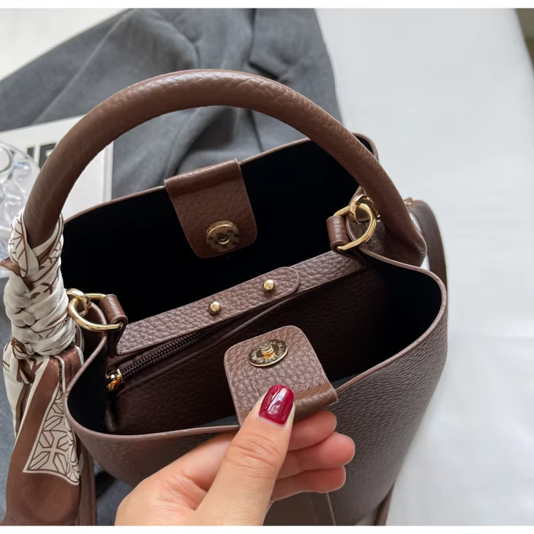 Abigail™ - Borsa a secchiello retrò