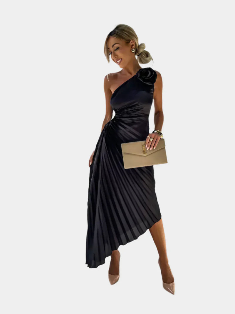 Abito floreale con note romantiche