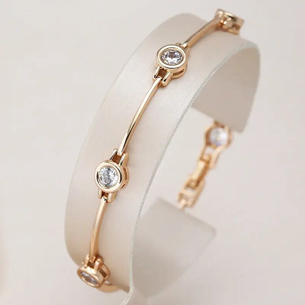 Bracciale elegante con zirconi in oro