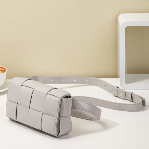 Ciondolo Alyssa™ | Elegante borsa da cintura