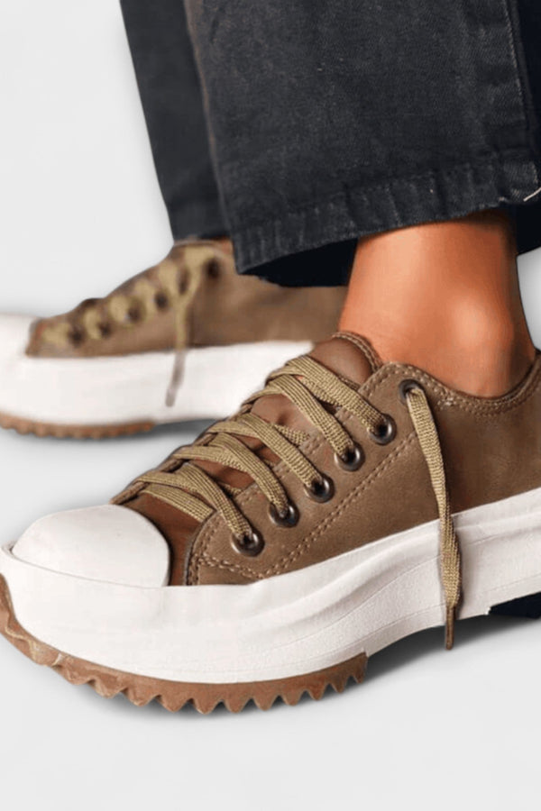 Jinky - Scarpe dal design moderno a plateau