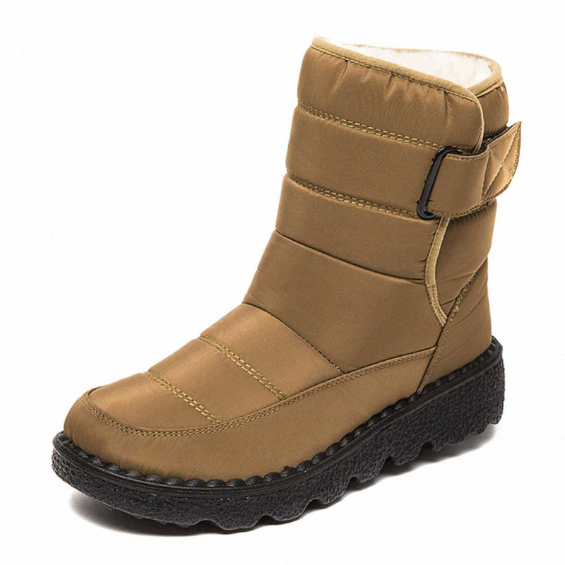 Una® | Warm lined snow boots perfect for winter adventures